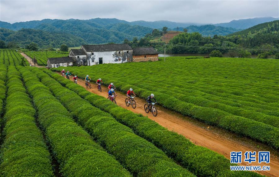 （體育）（3）自行車——珍珠山山地自行車越野挑戰(zhàn)賽在江西婺源舉行